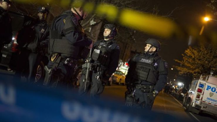 20141221-us-nypd-police-shot_2521342facc54be0898ba90dce7fa14c.jpg